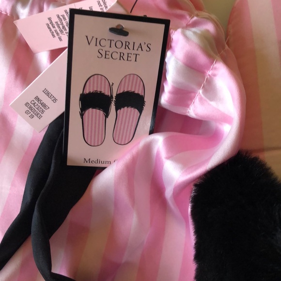Victoria Secret slippers - Picture 2 of 3